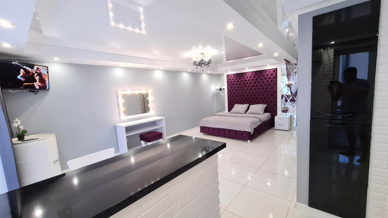 Apartaments On Prospekt Mira 35 Kryvyi Rih Exterior photo