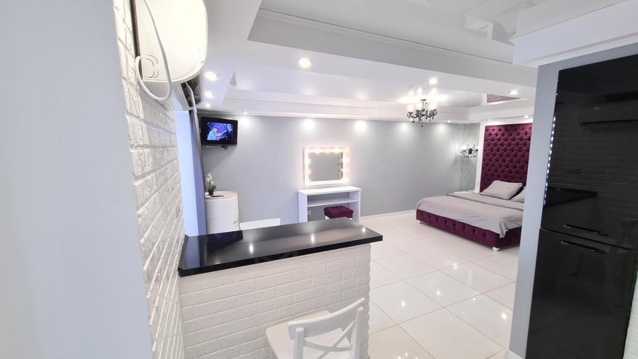 Apartaments On Prospekt Mira 35 Kryvyi Rih Exterior photo